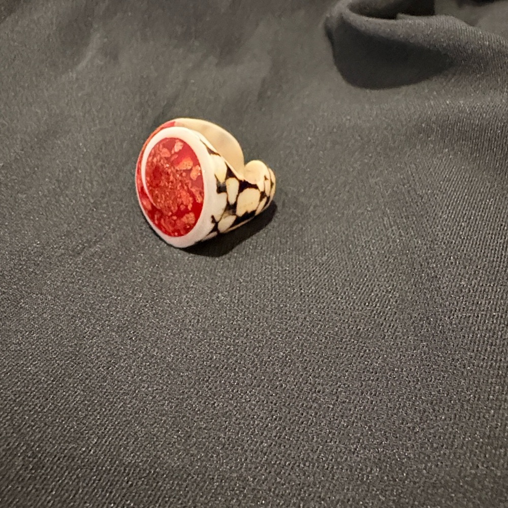 Spiny Oyster Shell Ring Handmade in Italy. - Picture 3 of 16